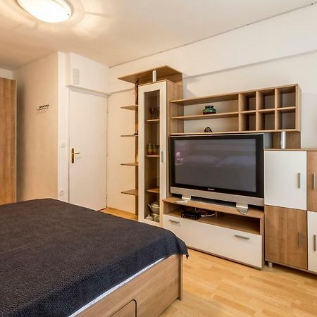 Modern Apartment Near The Beach And Center Of Σπλιτ Εξωτερικό φωτογραφία